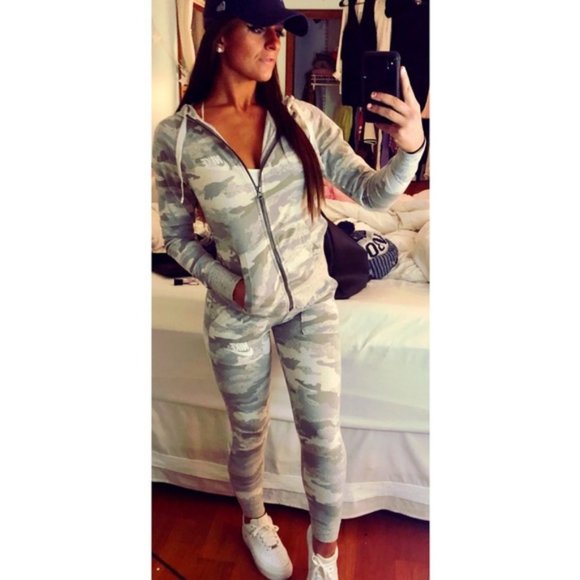 Nike camo tracksuit womens Clearance